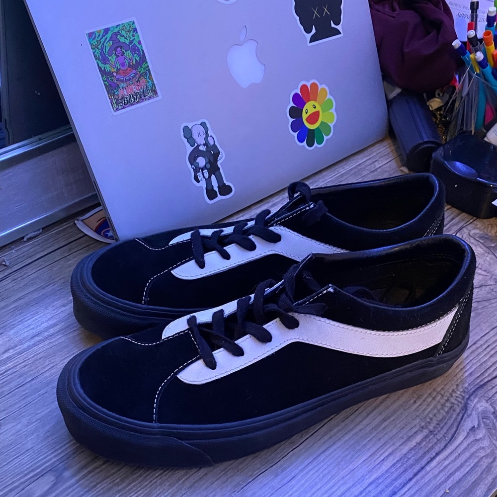 Black Vans - Picture 4 of 5